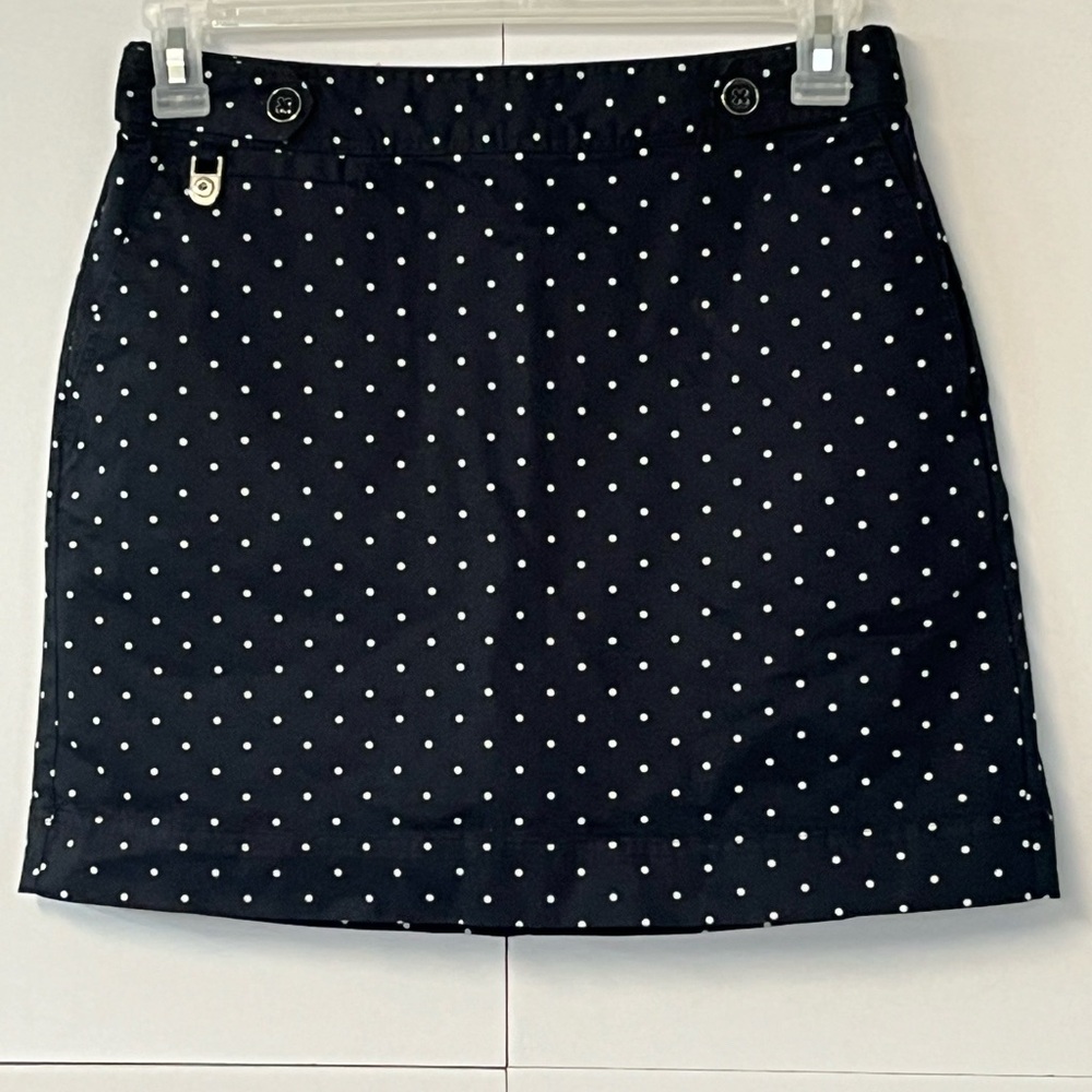 EUC Liz Claiborne Black & White Polka Dot Stretch Skort - Size 6